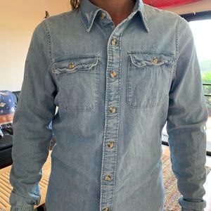 Abercrombie & Fitch Muscle Button Up Shirt